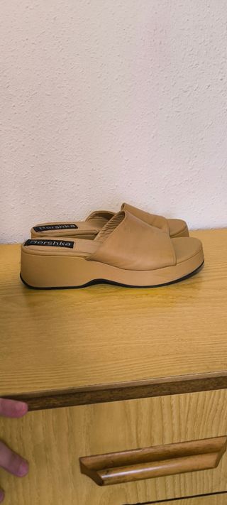 Plataformas Bershka Beige
