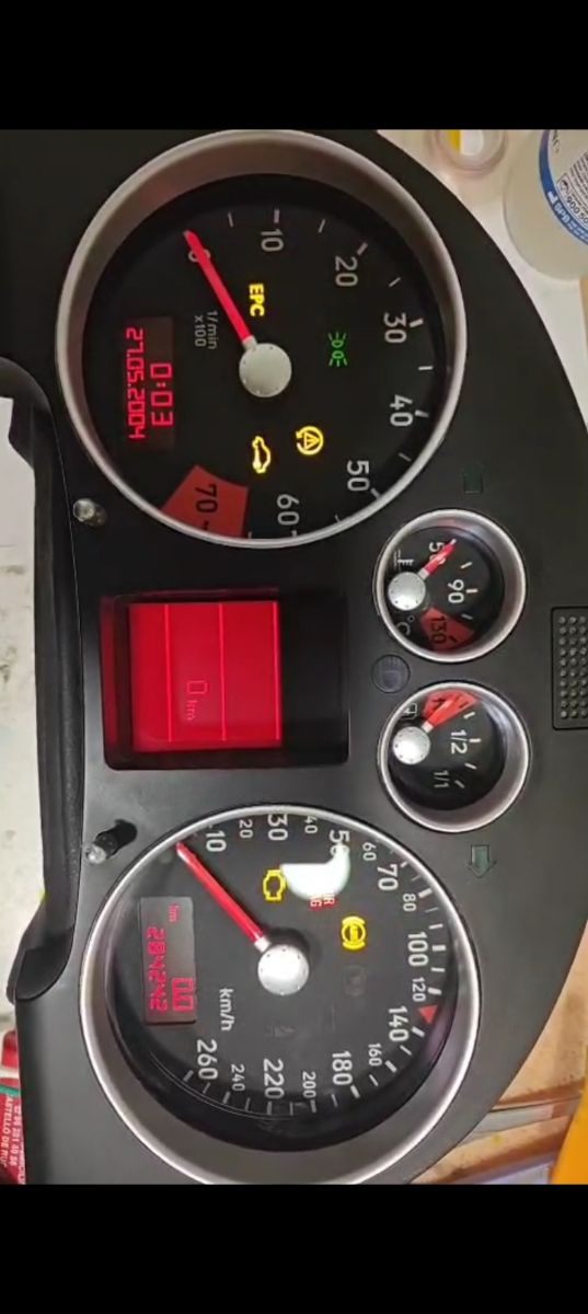 Cuadro de instrumentos Audi TT MK1. RECONSTRUIDO.