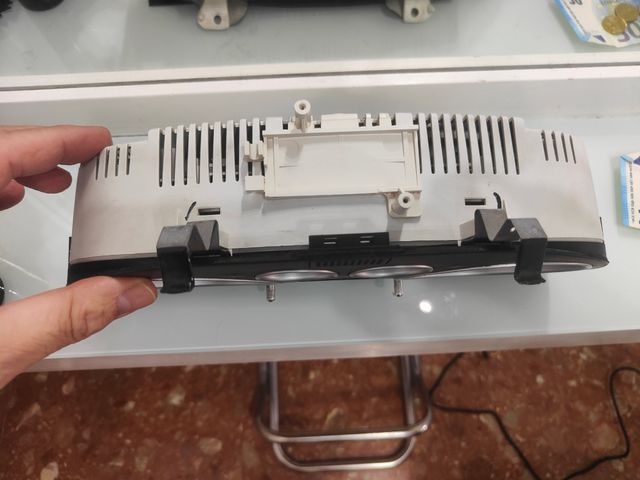 Cuadro de instrumentos Audi TT MK1. RECONSTRUIDO.