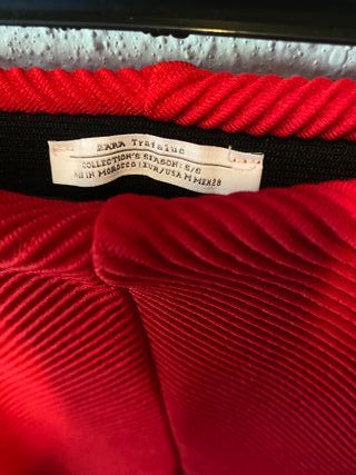 Falda Zara Roja Talla M sin estrenar