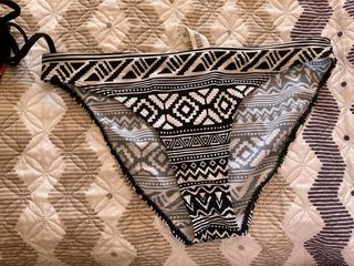 Partes de abajo de bikini