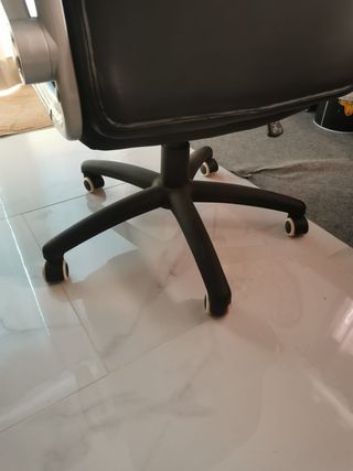 Silla de Oficina y Gamer Negra