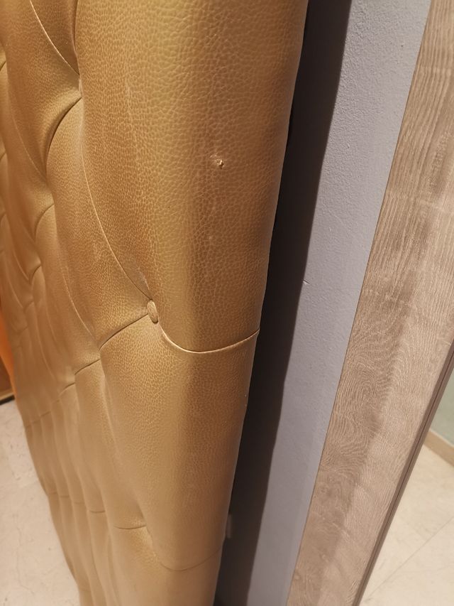 Cabecero Cama 135cm Dorado Piel Sintética