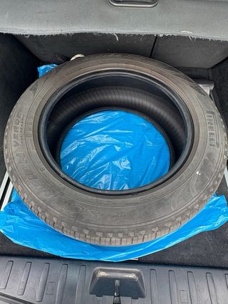 Neumático Pirelli Scorpion 235/55 R17 99Y