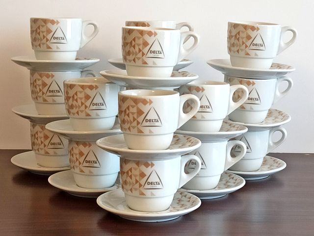 Juego Tazas Café con Leche de Delta en Porcelana