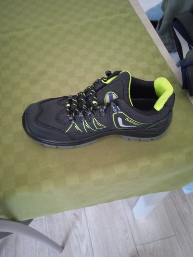 Scarpe SHELLTECH