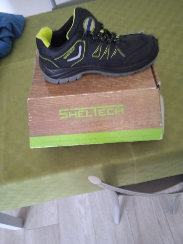 Scarpe SHELLTECH