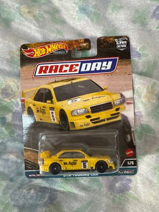 Hot Wheels Premium Race Day DTM Touring Car