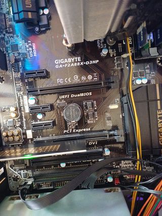 Placa Base Gigabyte F2A88X-D3HP + CPU A10 5800k