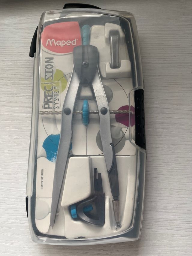 Compás Maped