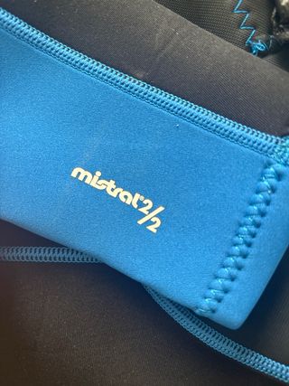 Traje de neopreno Mistral