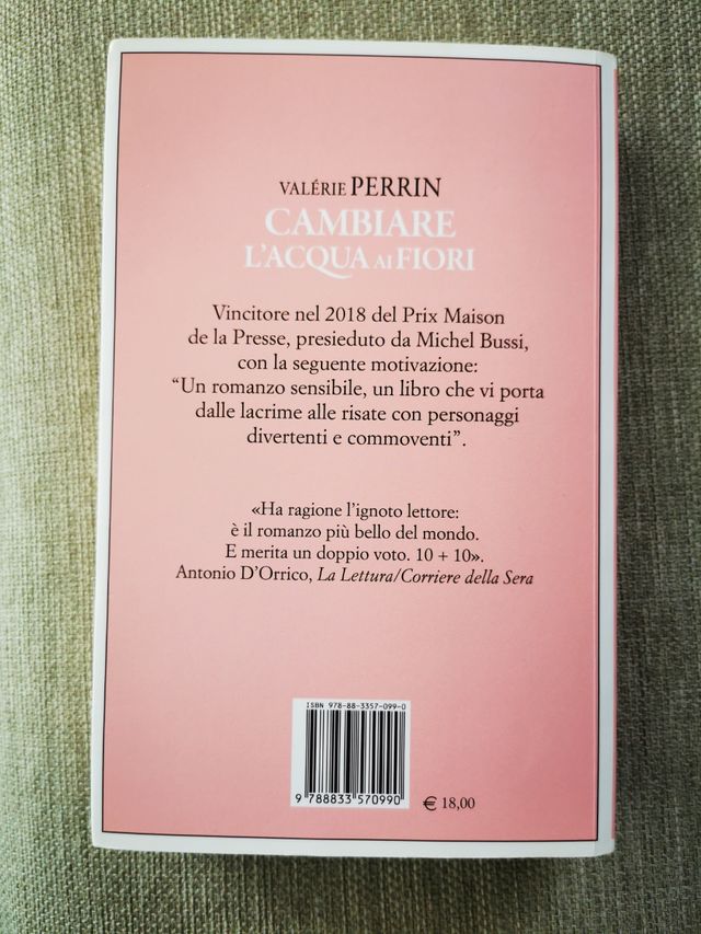 Cambiare l'acqua ai fiori (Italian Edition)