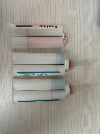 Silicona fluida AplusLight Odontología