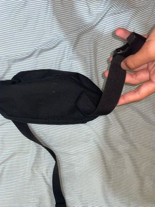 Riñonera Adidas Negra