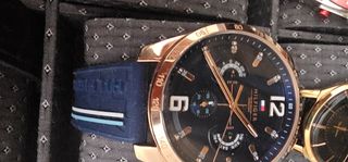 Reloj Tommy Hilfiger Azul y Dorado