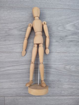 Maniquí de madera articulado