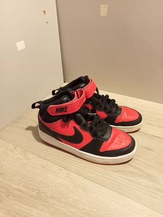 Scarpe Nike Rosse e Nere Tg 38