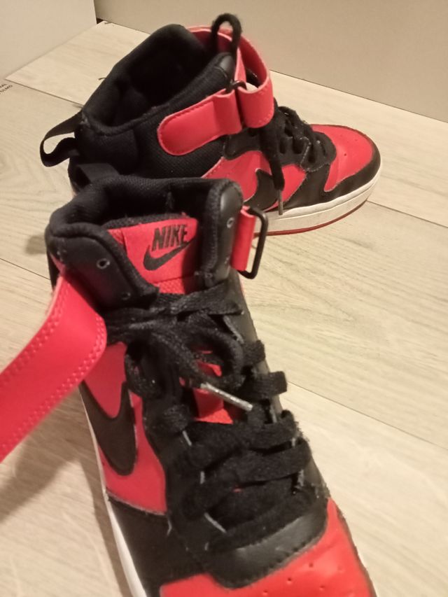 Scarpe Nike Rosse e Nere Tg 38