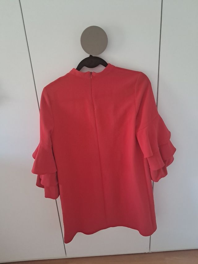 Vestido Zara Rojo con Mangas Acampanadas 3/4