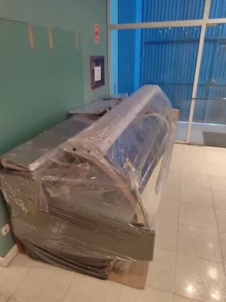 Vitrina frio de carnicería, pollería y charcutería