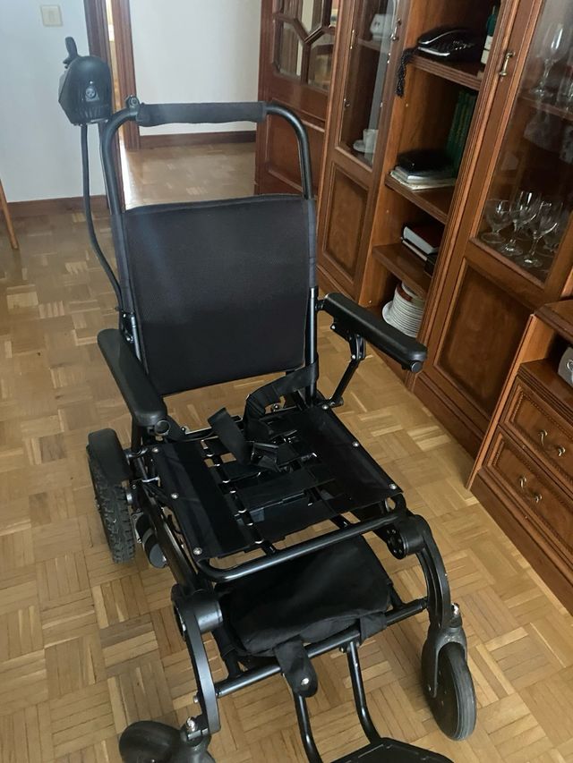 Silla de Ruedas Eléctrica Negra