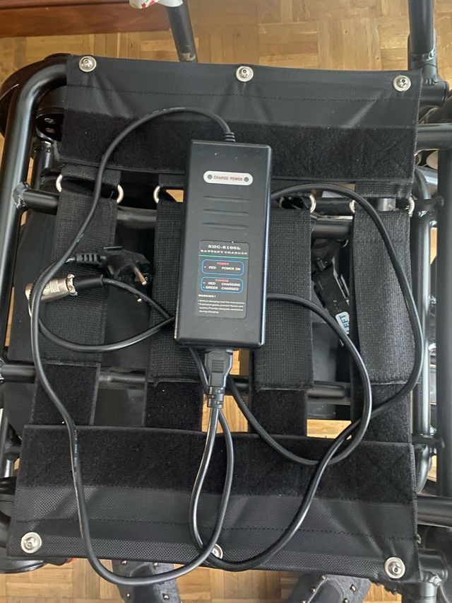 Silla de Ruedas Eléctrica Negra