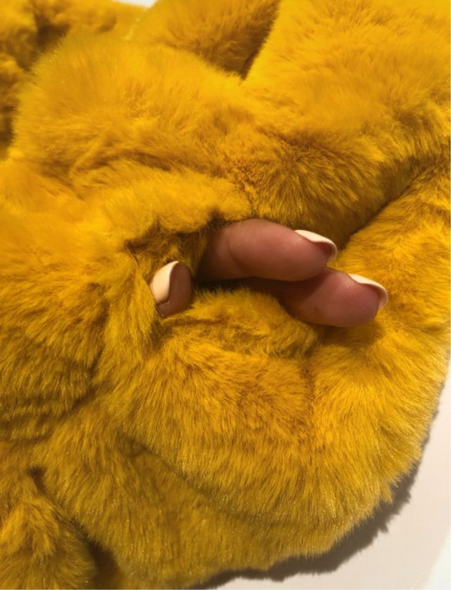 Sciarpa/collo donna pelliccia sintetica gialla