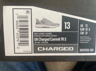Under Armour Nuevas en su caja  T 47,5