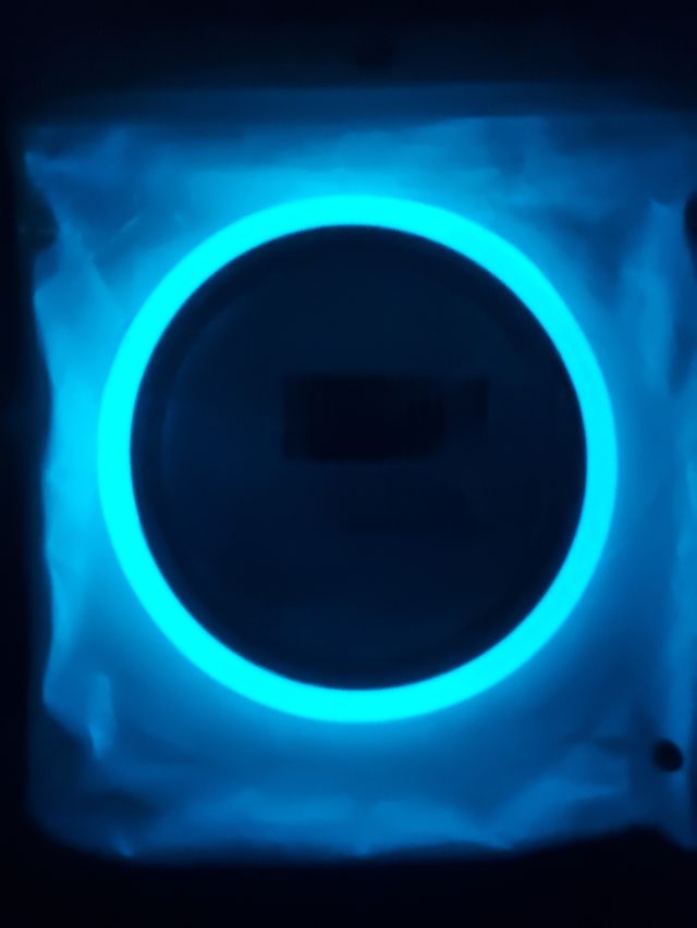 Nastro adesivo fluorescente al buio