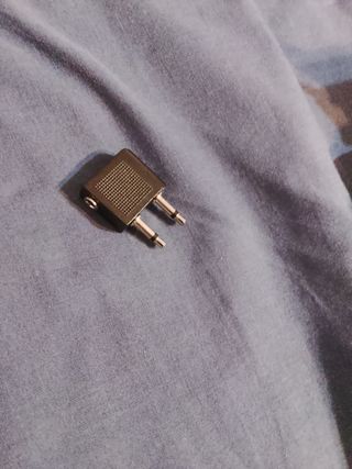 Adaptador clavija audio 2 machos 1 hembra