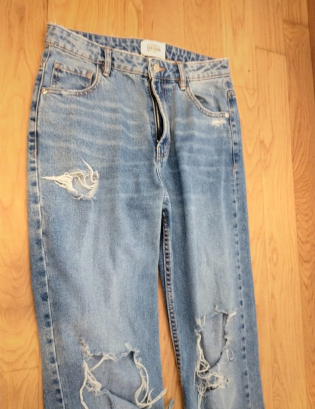 Jeans Zara strappati blu taglia 38