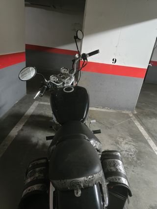 Moto Custom Hyosung Aquila 125