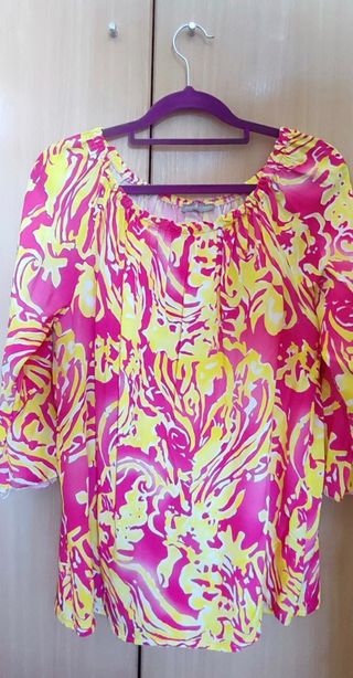 Blusa estampada rosa y amarillo