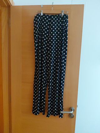 Pantalón de verano con lunares