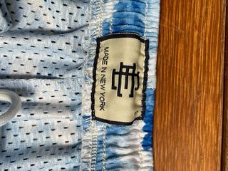 Pantalón corto Erik Emmanuel azul y blanco