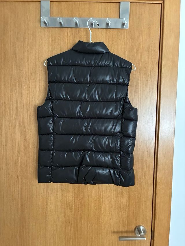 Chaleco acolchado negro Mango mujer