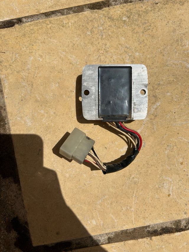 Regulador de corriente Gilera Dakota 350