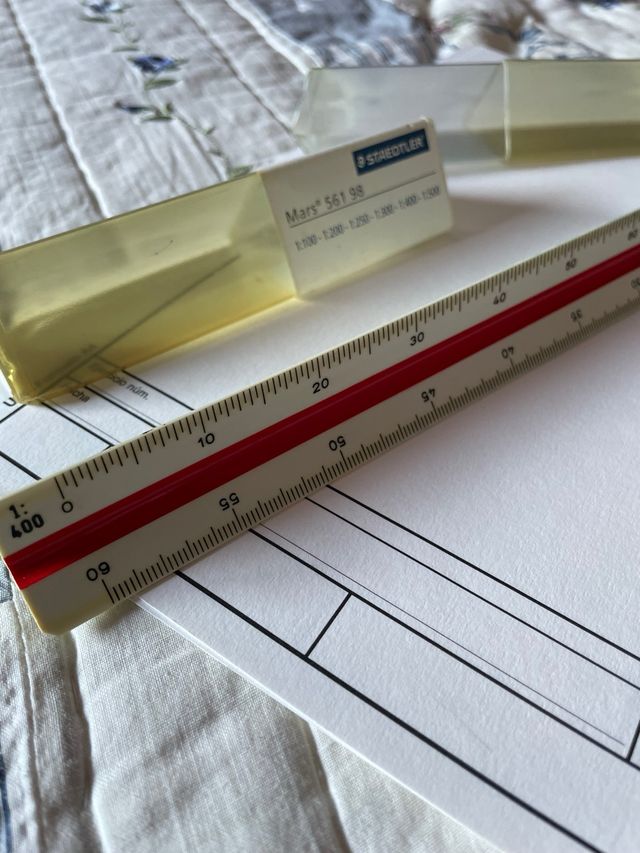 Escalímetro Staedtler Mars 561 98