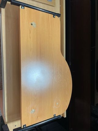 Baldas para monitor y teclado