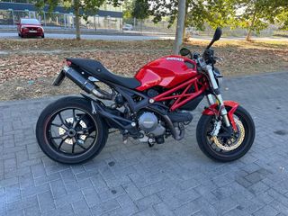 DUCATI MONSTER 796 ABS