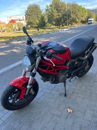 DUCATI MONSTER 796 ABS