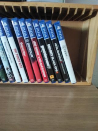 PS4 1TB + 28 Juegos Originales
