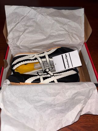 Onitsuka Tiger México 66 TGRS Negro/Crema