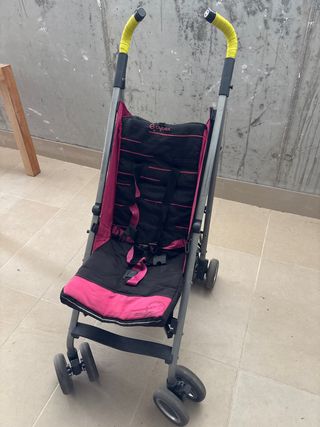 Silla de paseo Cybex rosa y negra