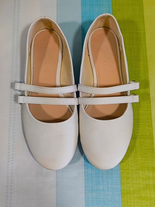 Manoletinas Niña color crema