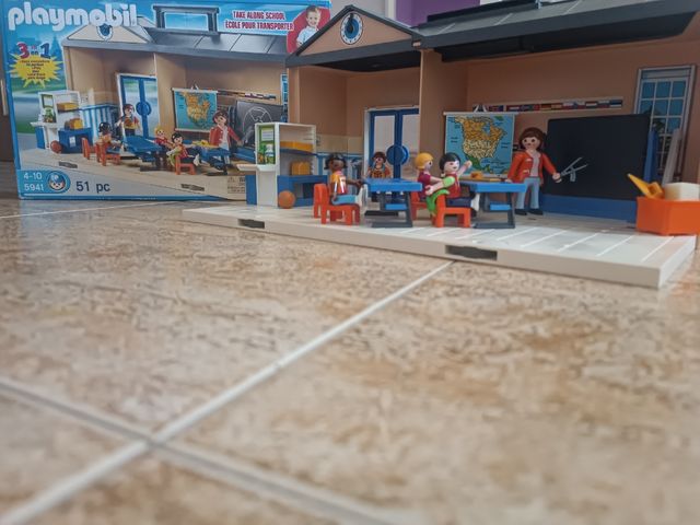 Playmobil Escuela 5941 Take Along School