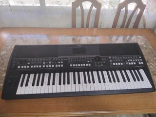 Yamaha PSR SX600 Teclado