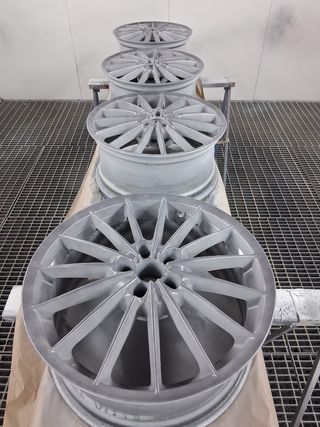 Reparación y pintado de llantas