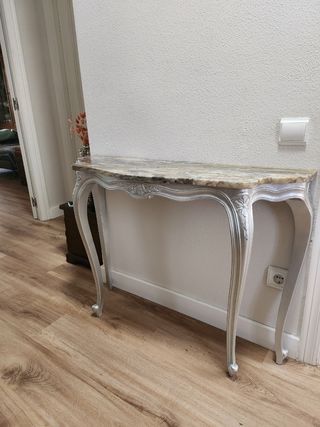 Mesa Consola o entradita Isabelina de  Roble y Már