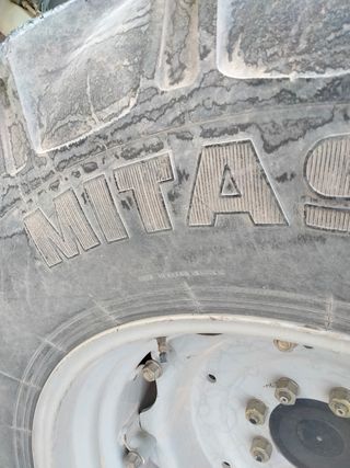 Rueda de tractor